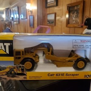 1/50 scale Cat 631E Scraper